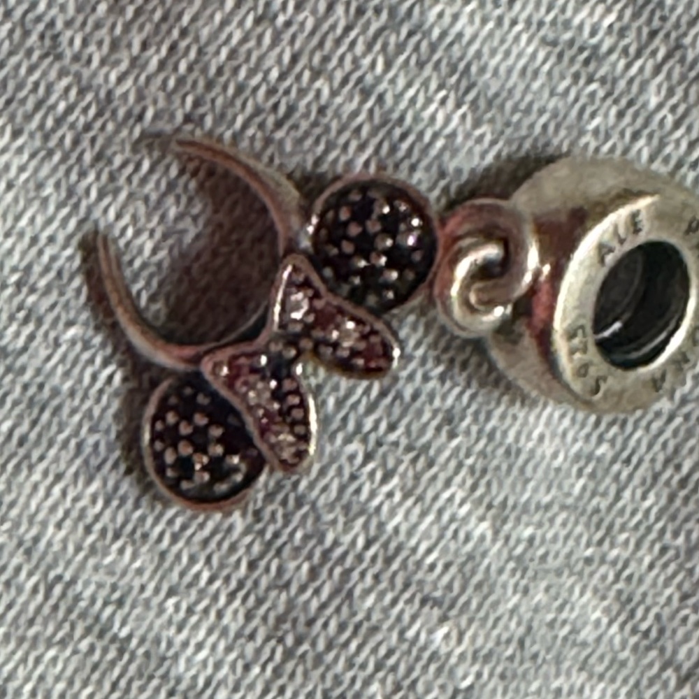 Disney Pandora Minnie Mouse Ears Charm